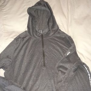 Underarmour sleeved hoodie